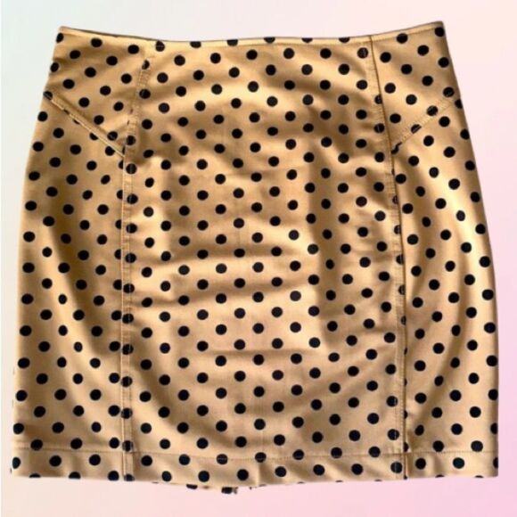 F21, Trendy, Nude, Polka Dot Mini Skirt - Picture 13 of 14